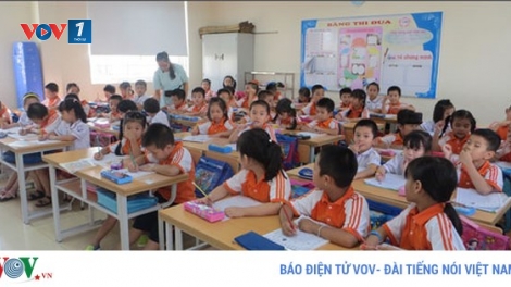 Quá tải sĩ số lớp học và nỗi lo giảm chất lượng đào tạo (4/9/2018)