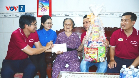Làm thế nào để các hoạt động thiện nguyện giúp đỡ người nghèo trong dịp Tết đi vào thực chất? (14/1/2019)
