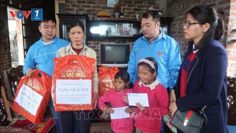 Các ban ngành chức năng chăm lo Tết cho người nghèo, hộ chính sách (29/1/2019)