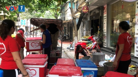 Nhóm cháo thiện nguyện Mùa Thu: Cho đi là hạnh phúc (27/1/2019)