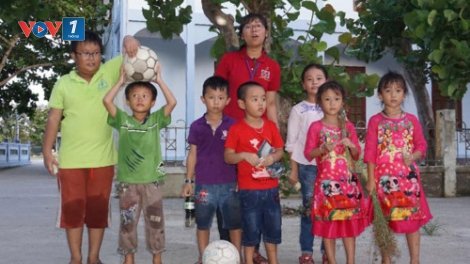 Những tổ ấm kiên cường nơi đầu sóng ngọn gió (19/1/2019)
