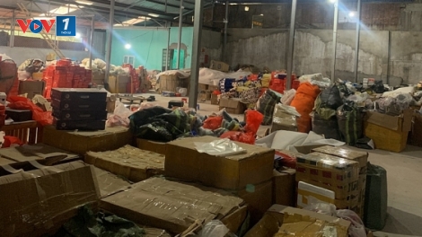Hải Phòng: Tạm giữ gần 9.000 sản phẩm thời trang chưa rõ nguồn gốc (1/10/2019)