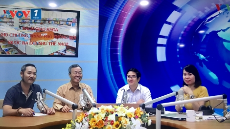 Sách giáo khoa mới ra đời và việc thẩm định sách giáo khoa ra sao? (4/10/2019)
