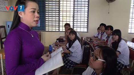 Văn hóa ứng xử học đường: Làm thế nào để giáo viên sống được bằng nghề, yên tâm cống hiến? (15/11/2019)
