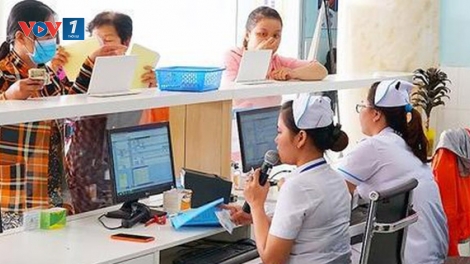 Loạt bài “Đừng doanh nghiệp hóa, tư nhân hóa bệnh viện!”. Bài 2: Để bệnh viện “tự bơi” làm mờ nhạt vai trò quản lý nhà nước (11/11/2019)