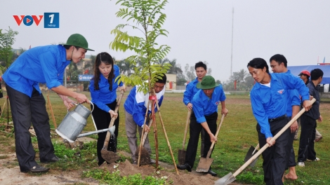 Trồng cây để đất nước mãi Xuân (10/2/2019)