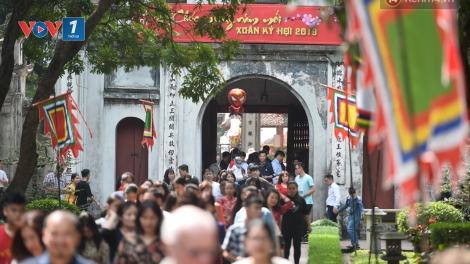 Chơi Xuân, xin đừng mãi kéo dài (9/2/2019)