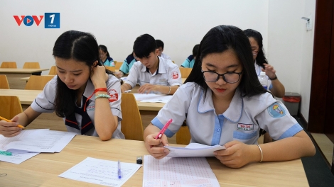 Xác định chỉ tiêu tuyển sinh theo tỉ lệ sinh viên ra trường có việc làm: Băn khoăn tính thực chất (19/3/2019)
