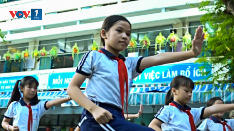 Chương trình giáo dục phổ thông mới: Nâng cao đào tạo giáo viên thể dục thể thao trong các trường học (1/3/2019)