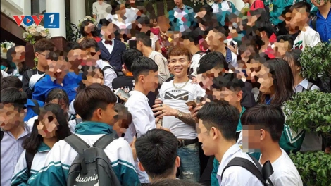 Giải mã hiện tượng “loạn chuẩn” văn hóa (4/4/2019)