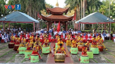 Ngày để người Việt xa quê hướng về nguồn cội (6/4/2019)