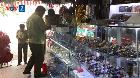 Quản lý thị trường Vĩnh Phúc: Tạm giữ hơn 400 chiếc đồng hồ có dấu hiệu giả mạo nhãn hiệu Thụy Sĩ (9/7/2019)