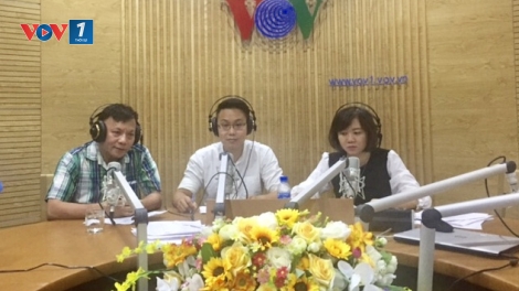 Dẹp loạn những danh hiệu “ao làng” (12/7/2019)