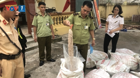 Lạng Sơn: Thu giữ số lượng lớn lòng lợn đã qua chế biến, không rõ nguồn gốc xuất xứ (20/9/2019)