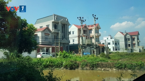 Phú Xuyên, Hà Nội: Tình trạng lấn chiếm đất công - Trách nhiệm của chính quyền ở đâu? (6/1/2020)