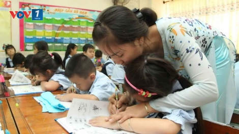 Bỏ biên chế suốt đời đối với giáo viên - Liệu có chấm dứt tiêu cực? (3/1/2020)