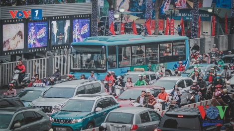 Lo ngại về nguy cơ mất an toàn đối với xe khách vào thời điểm giáp Tết (21/1/2020)