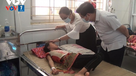 Vụ ngộ độc tập thể trong trường tiểu học ở Lào Cai: Sức khỏe các học sinh tiến triển tốt (3/10/2020)