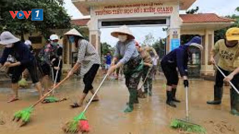 Miền Trung khẩn trương khắc phục hậu quả bão số 9 (29/10/2020)