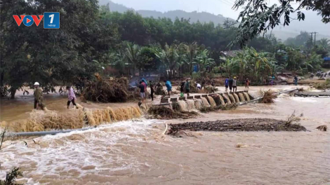 Miền Trung: Tạnh mưa, các địa phương nỗ lực khắc phục sạt lở (7/11/2020)
