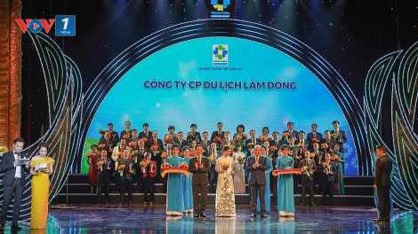 Loạt bài “Nhìn lại thương mại điện tử 2020”. Bài 1 nhan đề “Thương mại điện tử 2020: Tăng trưởng mạnh - Liệu có là xu hướng bền vững? (24/12/2020)