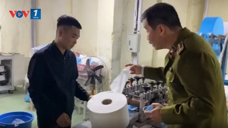 Quản lý thị trường Hà Nội đề nghị xử lý hình sự vụ việc sản xuất khẩu trang bằng giấy vệ sinh (27/2/2020)