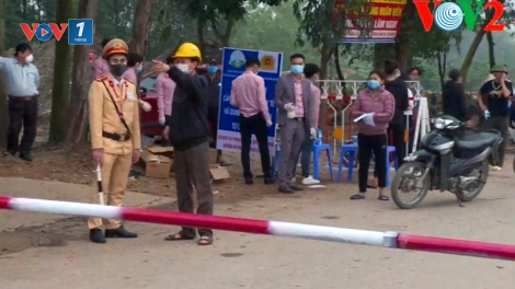 Tỉnh Vĩnh Phúc lập nhiều chốt kiểm dịch cách ly địa bàn xã Sơn Lôi - huyện Bình Xuyên. (13/2/2020)