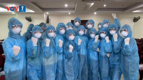 Sinh viên trường y hỗ trợ chống dịch Covid-19 (23/3/2020)