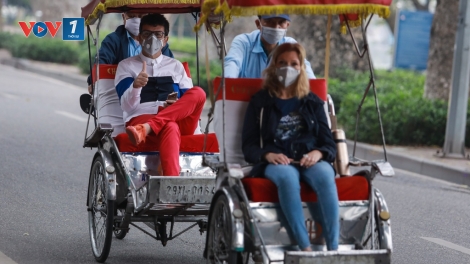 Người nước ngoài đồng tình với việc đeo khẩu trang tại nơi công cộng (17/3/2020)