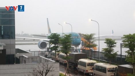 3 chuyến bay đưa người Việt từ châu Âu về nước hạ cánh ở Sân bay Vân Đồn (16/3/2020)