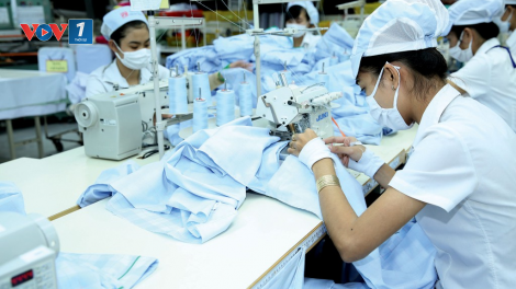 Triển khai các giải pháp cấp bách ổn định kinh tế - xã hội, tạo sức bật mạnh mẽ hơn sau khi dịch bệnh kết thúc (13/4/2020)