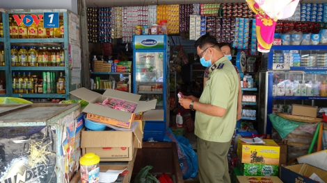 TP.HCM: phát hiện bắt giữ 10.000 chiếc khẩu trang y tế không rõ nguồn gốc (9/4/2020)