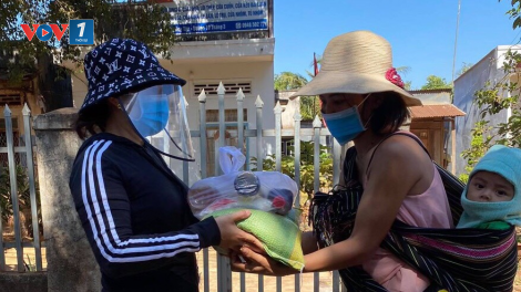 Đắk Lắk: Tình người trong mùa dịch Covid -19 (5/4/2020)