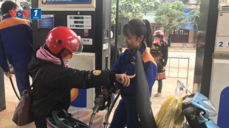Tổng cục quản lý thị trường chỉ đạo xử lý nghiêm những vụ “găm” xăng dầu chờ tăng giá (29/5/2020)