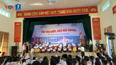 “Em yêu biển, đảo quê hương” – nâng cao hiểu biết về biển, đảo đến các em học sinh (30/5/2020)