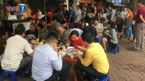Du lịch nội – không có chỗ cho những "bún mắng, cháo chửi" (12/5/2020)