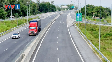 Doanh nghiệp đi trên cao tốc EVFTA bằng phương tiện gì? (12/6/2020)