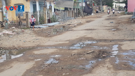 Nhếch nhác ở một xã đạt chuẩn nông thôn mới tại Bình Thuận (20/6/2020)