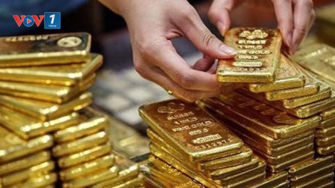 Giá vàng tăng cao kỷ lục: Những rủi ro khi đầu tư vàng trong thời điểm này (24/7/2020)
