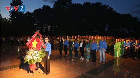 Đắk Lắk: 8.000 đoàn viên thanh niên tham gia thắp nến tri ân các anh hùng liệt sĩ (26/7/2020)
