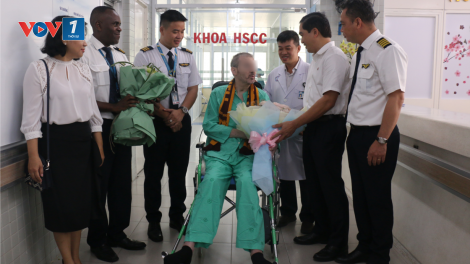 Đêm nay phi công người Anh trở về nước (11/7/2020)
