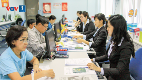 Ngành ngân hàng tiếp tục triển khai quyết liệt có hiệu quả các nhiệm vụ, giải pháp hỗ trợ doanh nghiệp hồi phục, xử lý nợ xấu (18/8/2020)