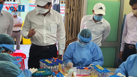 Đà Nẵng: Tăng tốc xét nghiệm góp phần dập dịch Covid-19 (10/8/2020)