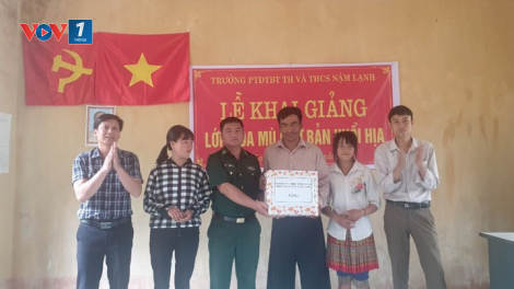 Loạt bài “Gieo chữ là gieo hy vọng”. Bài 3: "Chìa khóa mở cửa tương lai cho người vùng cao" (26/8/2020)