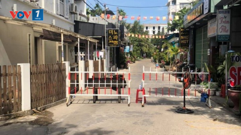 TP. Hội An phát thực phẩm đến từng hộ trong khối phố bị phong tỏa (5/8/2020)