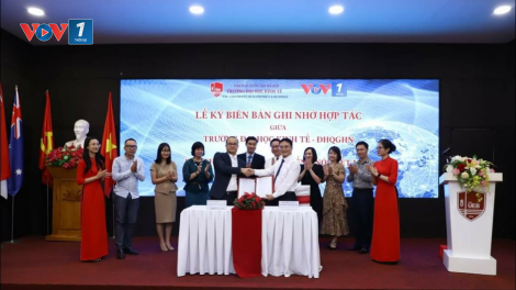 Lễ ký kết biên bản ghi nhớ hợp tác giữa Ban Thời sự VOV1 Đài TNVN và Đại học Kinh tế, ĐH QG Hà Nội (22/9/2020)