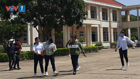 Năm học mới, Kon Tum tăng 3.500 học sinh (3/9/2020)