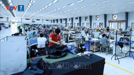 Báo cáo cập nhật về Triển vọng phát triển châu Á 2020 được công bố mới đây đã đưa ra dự đoán GDP và đánh giá cao hồi phục kinh tế ở Việt Nam (18/9/2020)