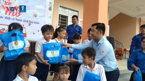 Cần Thơ: Những “Chuyến xe ước mơ” – Chắp cánh em tới trường (12/9/2020)