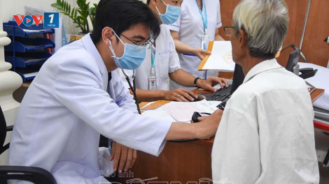 Thông tuyến khám chữa bệnh tuyến tỉnh: Lợi ích có đi kèm nguy cơ? (17/01/2021)